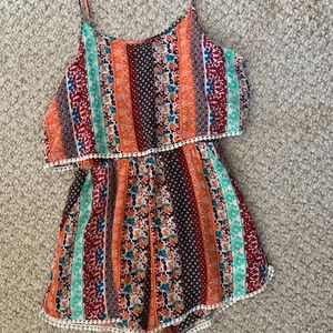 Victoria Sophia Romper Size Small